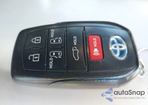 2022 Toyota Sienna Xse z USA, uszkodzony, nr VIN 5TDXRKEC9NS108947